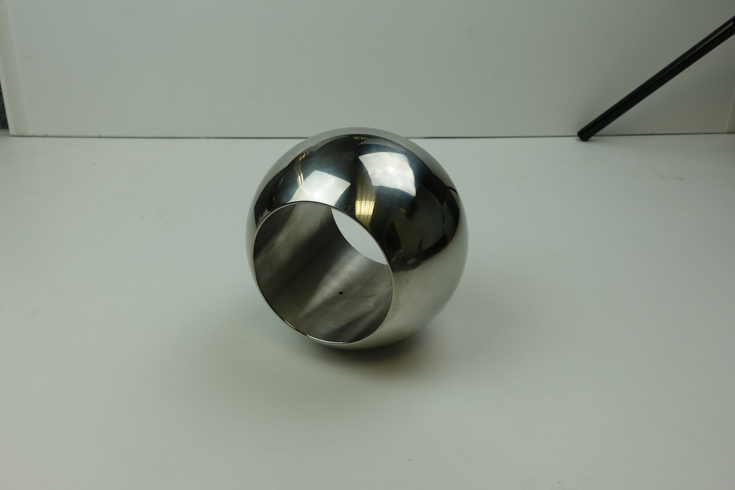 318007006 4" SOLID STAINLESS STEEL BALL FOR VALPRES 4" 7210018 WAFER VALVE.